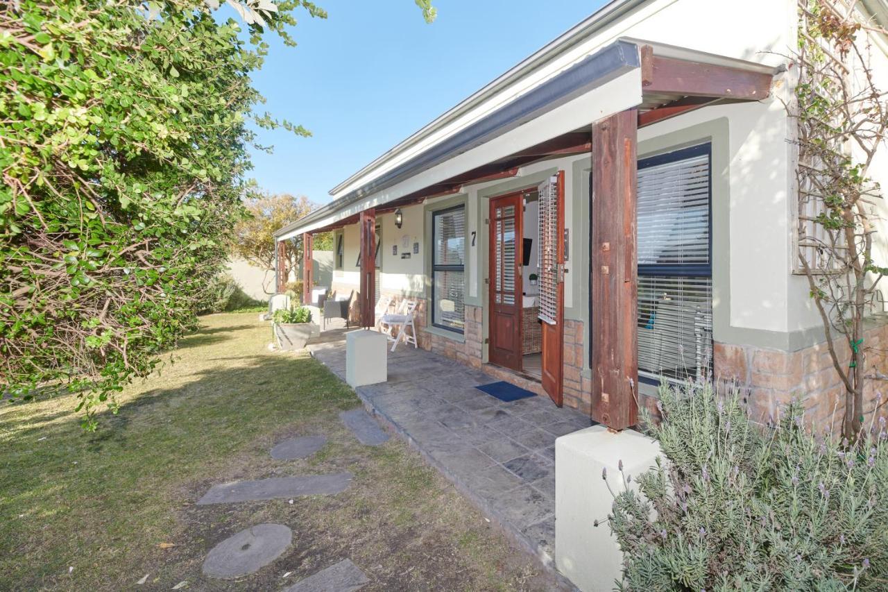 Fraai Uitzicht Struisbaai Apartment Exterior photo