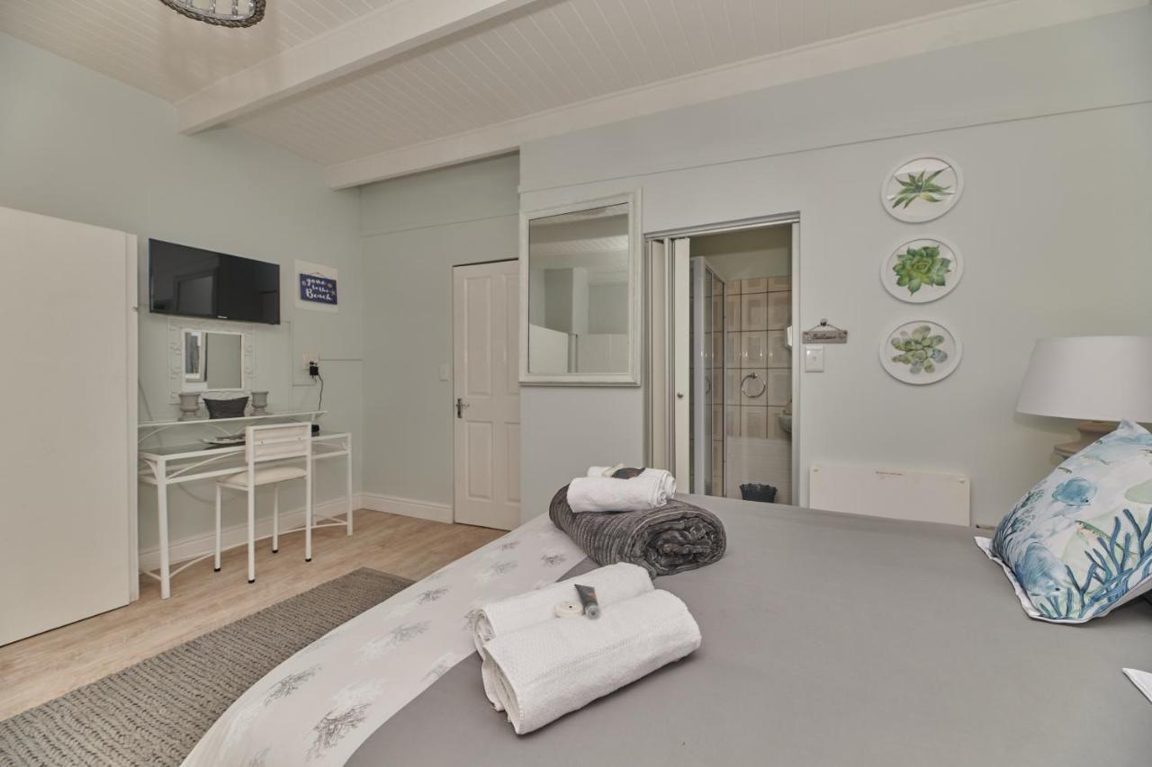Fraai Uitzicht Struisbaai Apartment Exterior photo